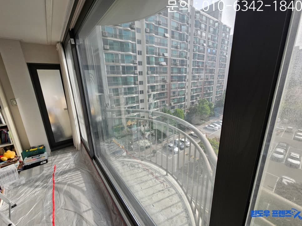 오른쪽에서 바라 본 모습 — 청소 전