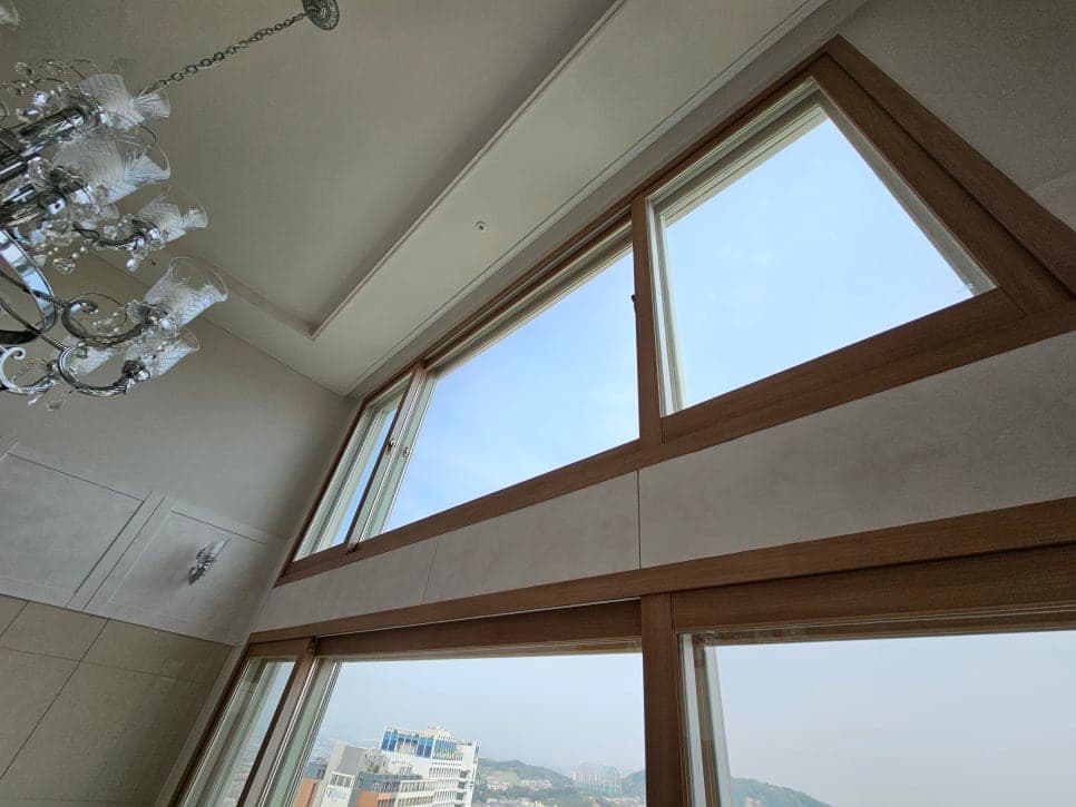파주시 야당동 유리창청소 복층 창문도 문제없이 해결 한빛마을캐슬앤칸타빌5단지 — 청소 후