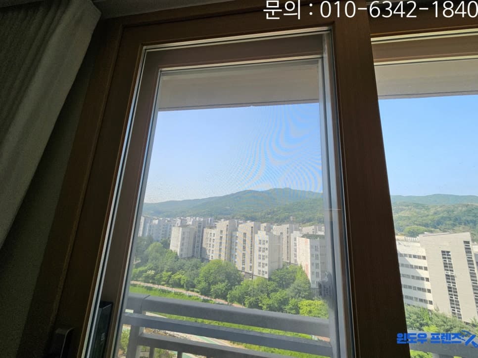 서초구 유리창청소 포레스타5단지 샤시대청소 — 청소 전