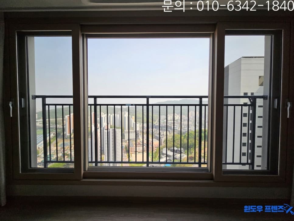 중랑구 망우동 유리창청소 신내역 시티 프라디움 물때 제거 완벽하게 — 청소 후